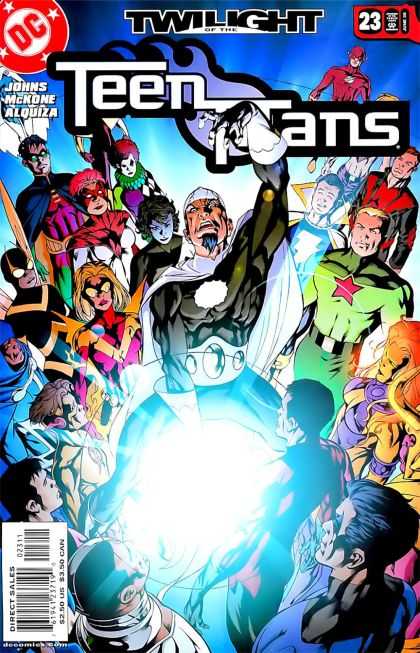 Teen Titans (2003) 23 - Twilight - Many Costumes - Red Stars - Masks - White Gloves - Mike McKone